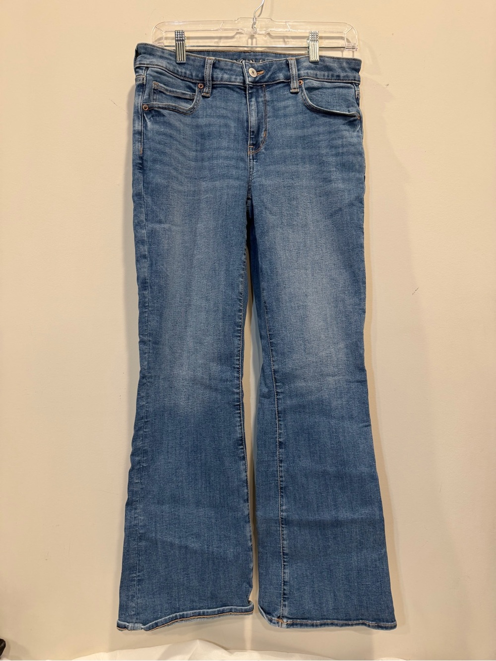 American Eagle Outfitters Mid-Rise Kick Boot size 8 short